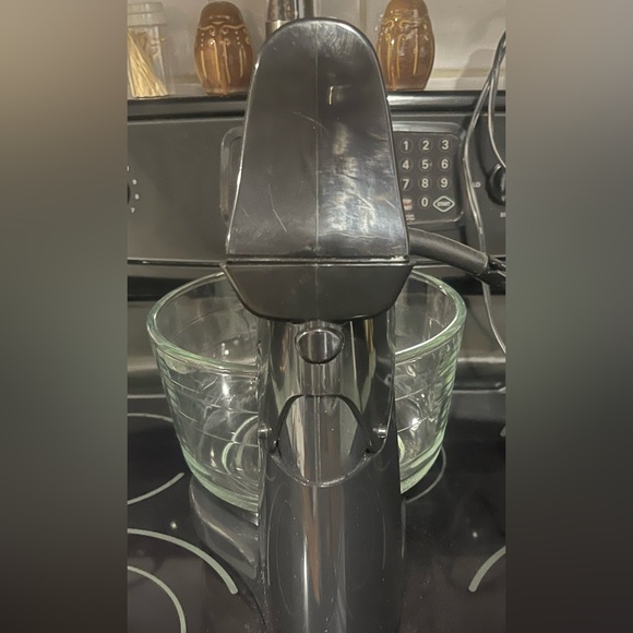 Hamilton Beach Black 6 Speed Burst Stand Mixer - Picture 6 of 10